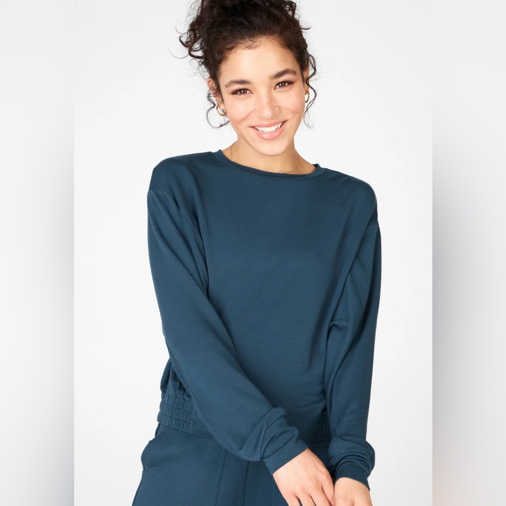 Fabletics Julie Dolman Sleeve Sweatshirt Crop Sweatshirt Navy Blue Size Medium